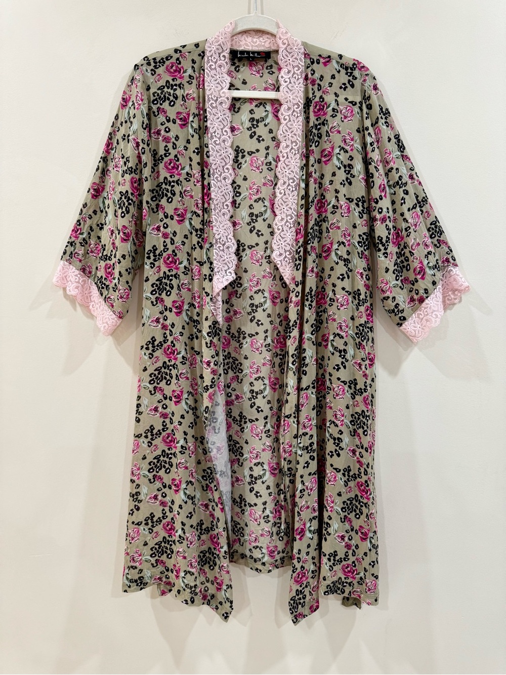 Vintage Nicole Miller 100% Silk Kimono Robe Pink Lace Floral Leopard Print L
